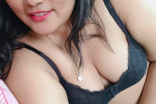 Chubby Indian Bhabhi Ki Beautiful Nangi Photos Fsiblog Par5